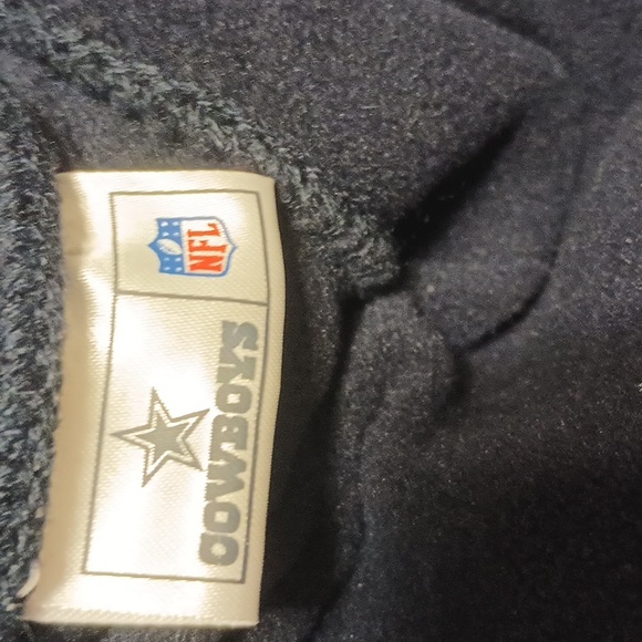 Official NFL Dallas Cowboys beanie with ear flaps. Navy blue. OSFM. Like new - Picture 4 of 4